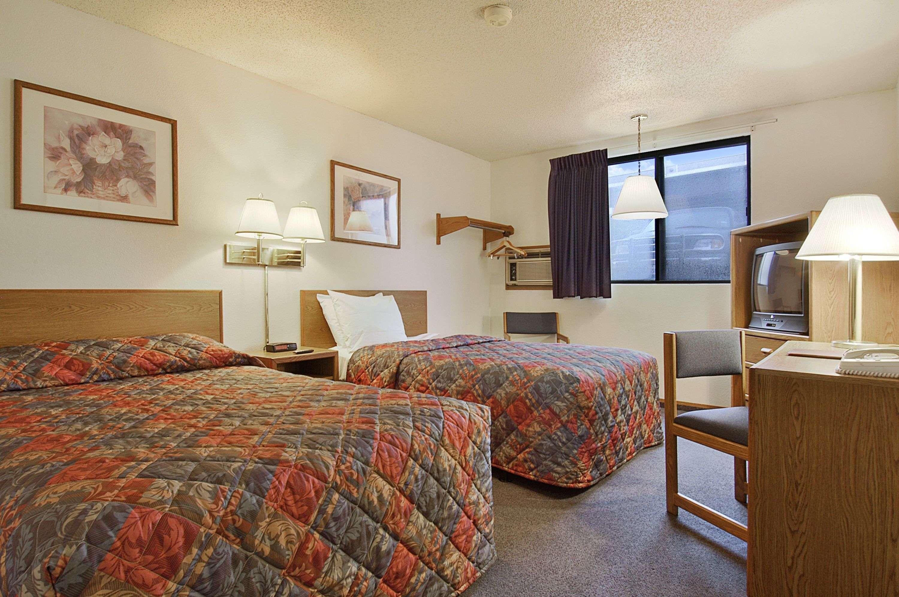 Motel Super 8 By Wyndham Omaha/West Dodge Esterno foto