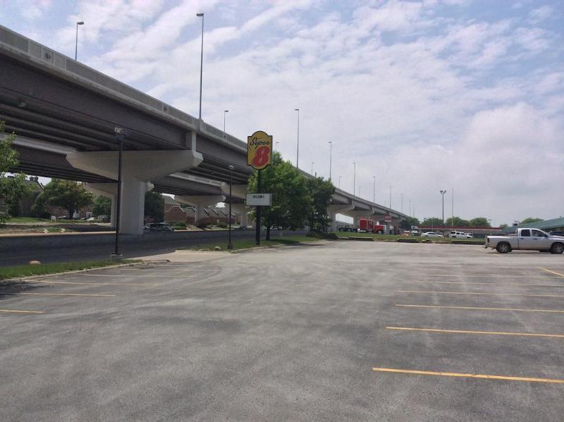 Motel Super 8 By Wyndham Omaha/West Dodge Esterno foto