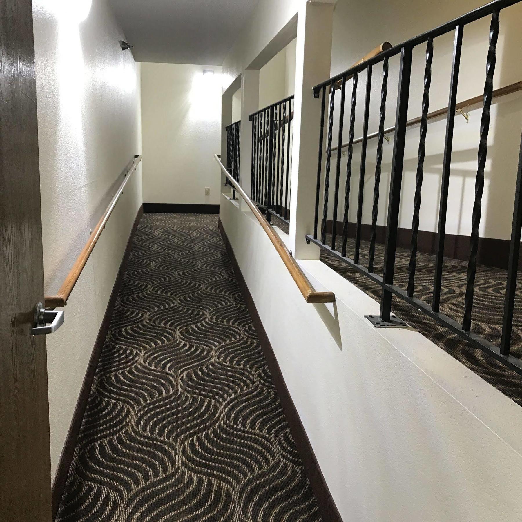 Motel Super 8 By Wyndham Omaha/West Dodge Esterno foto